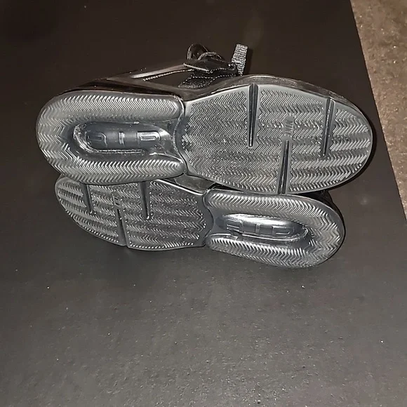 Nike Air Force 270 Black Noir mens 9 - Picture 3 of 6